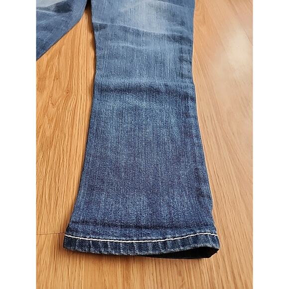 Soundgirl Denim Capri Jeans Sz 5 Embroidered Rhinestones Thick Stitch Distressed - Picture 10 of 12